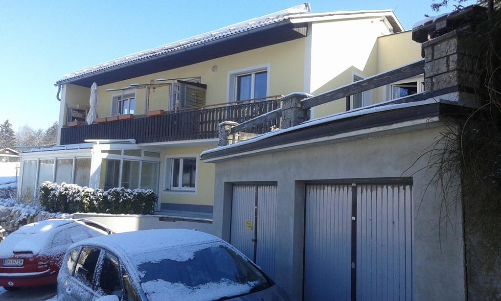 Gruenbergnahe Wohnung 45M2 Und Weisses Zimmer 17 M2 Gmunden Exterior photo